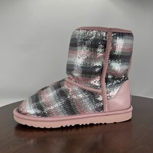 UGG Classic Short II Boots Youth Girl 5 Multi Sequin‎ Rainbow Lined 1103622K